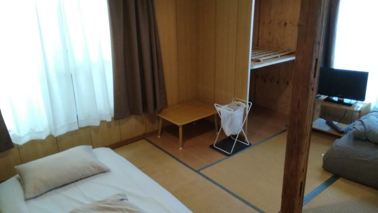 **  Ryokan Nakadaya Tóquio Japão