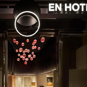 *** Hotel En Japon